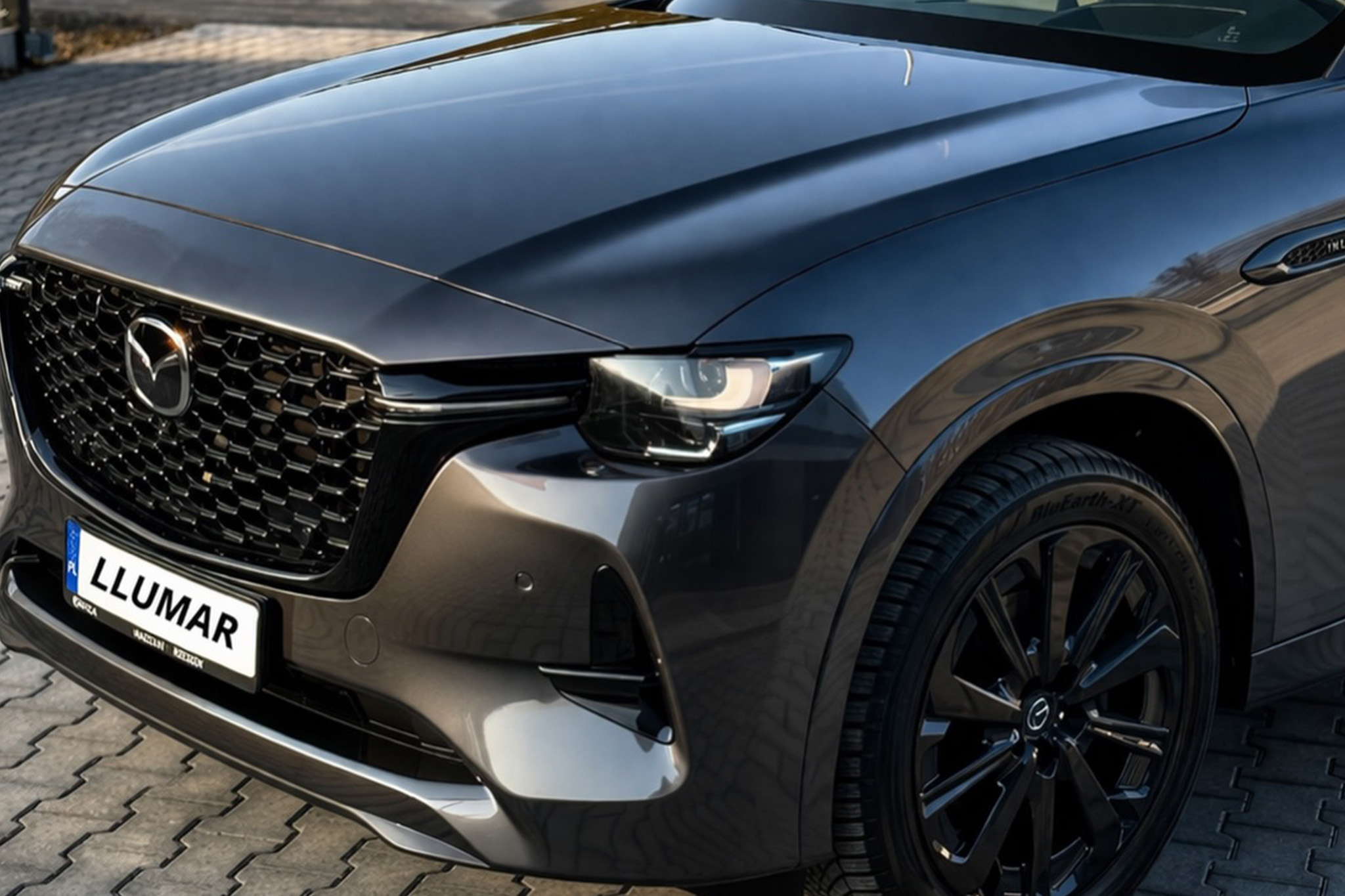 Ochrona lakieru Mazda CX-60 – aplikacja samoregenerującej się folii PPF na nadwozie