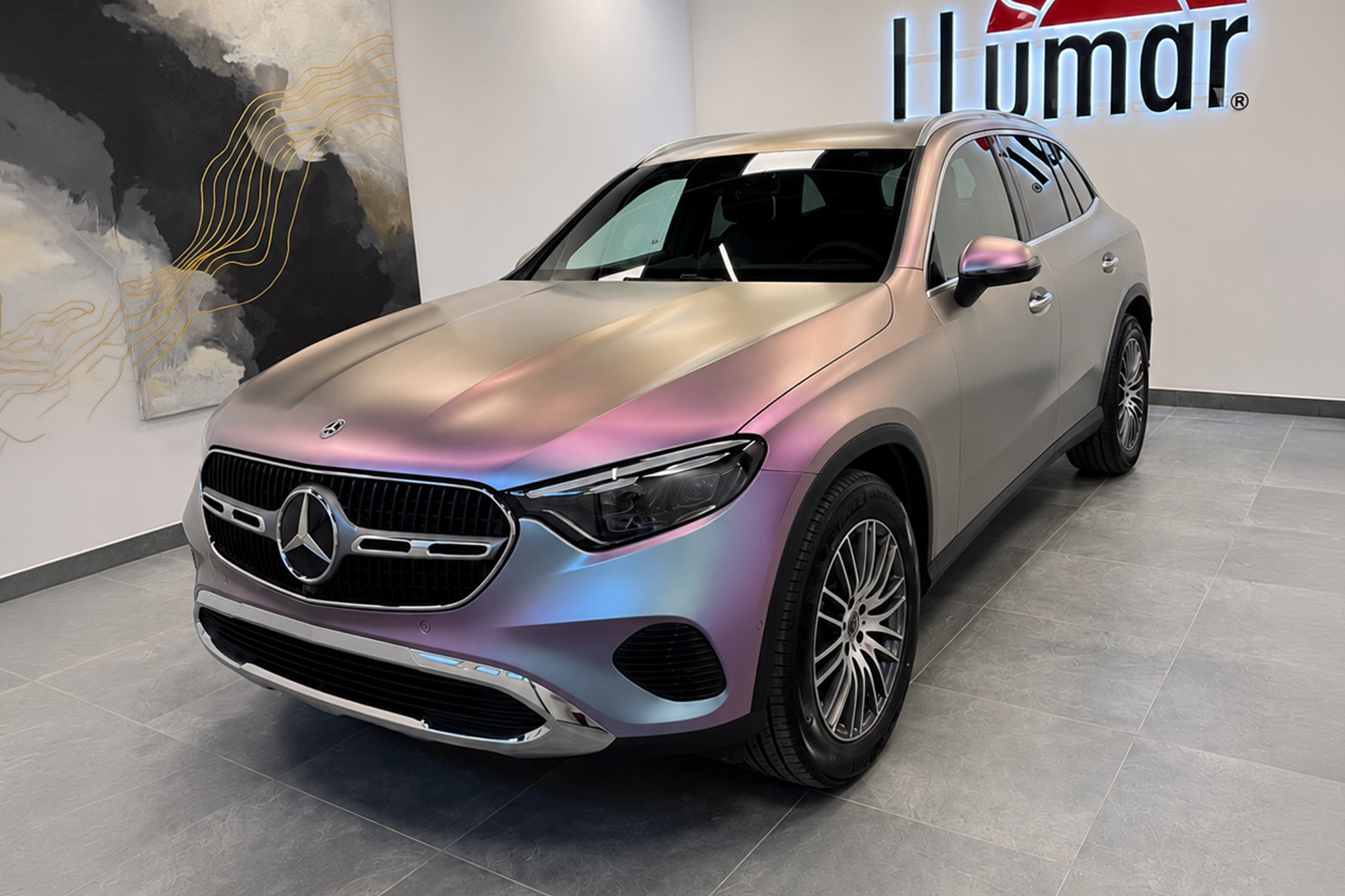Mercedes GLC – efekt kameleona zmieniający się w zależności od światła