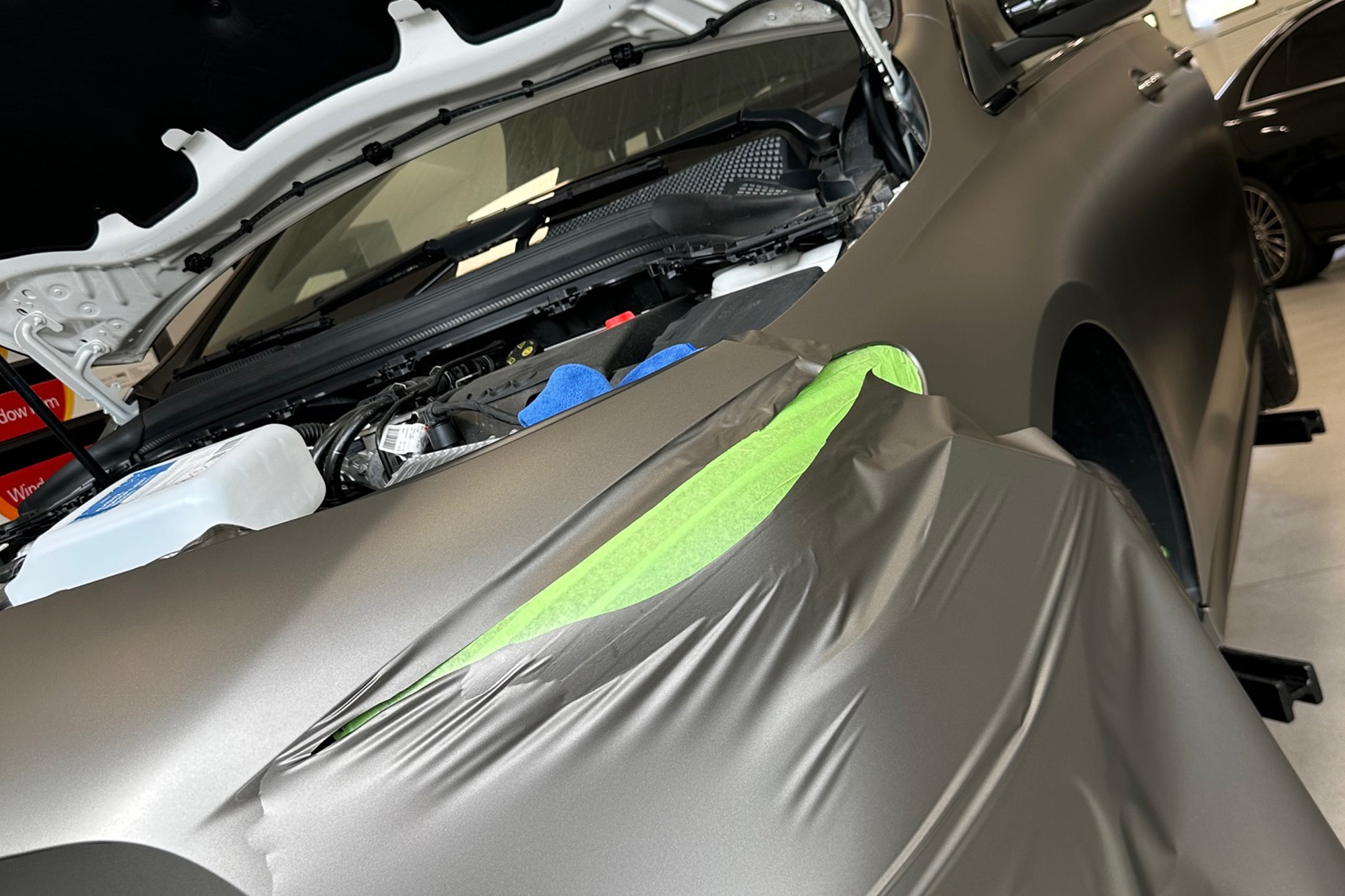 zmiana koloru auta mercedes klasa b