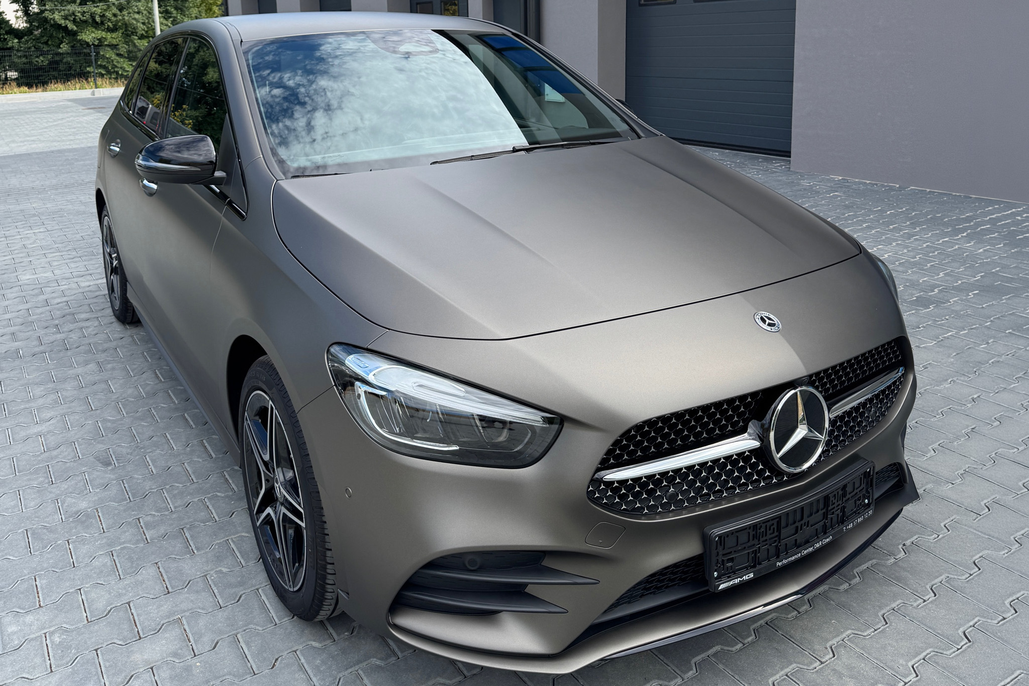 zmiana koloru auta mercedes klasa b