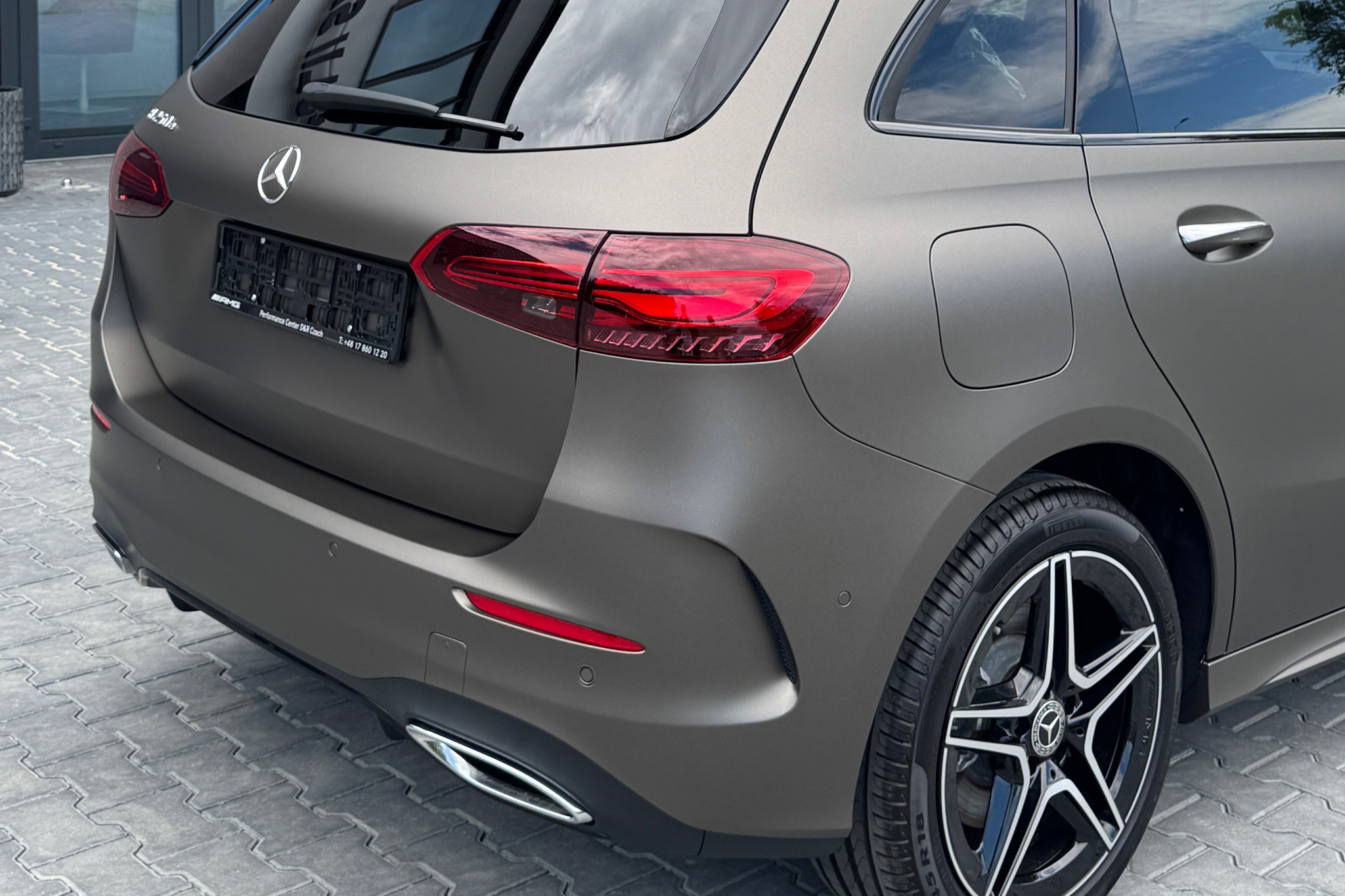 zmiana koloru auta mercedes klasa b