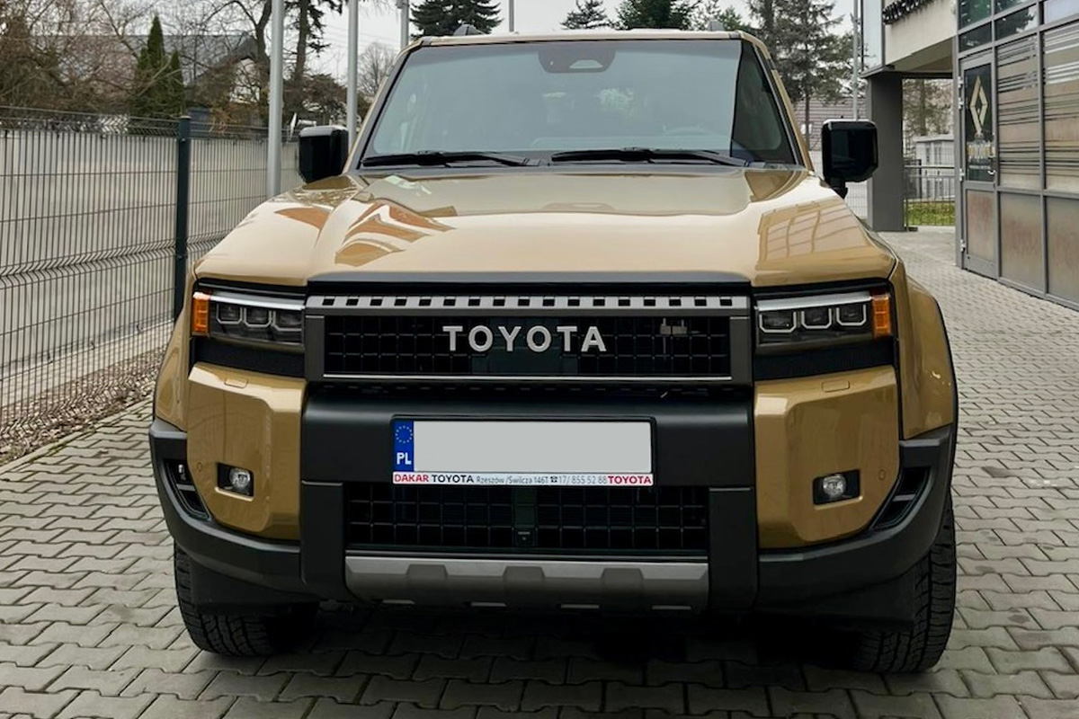 ochrona lakieru toyota land cruiser