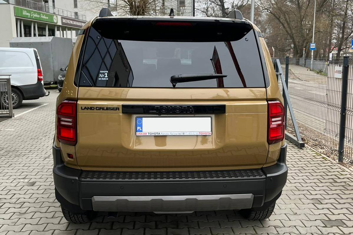 ochrona lakieru toyota land cruiser