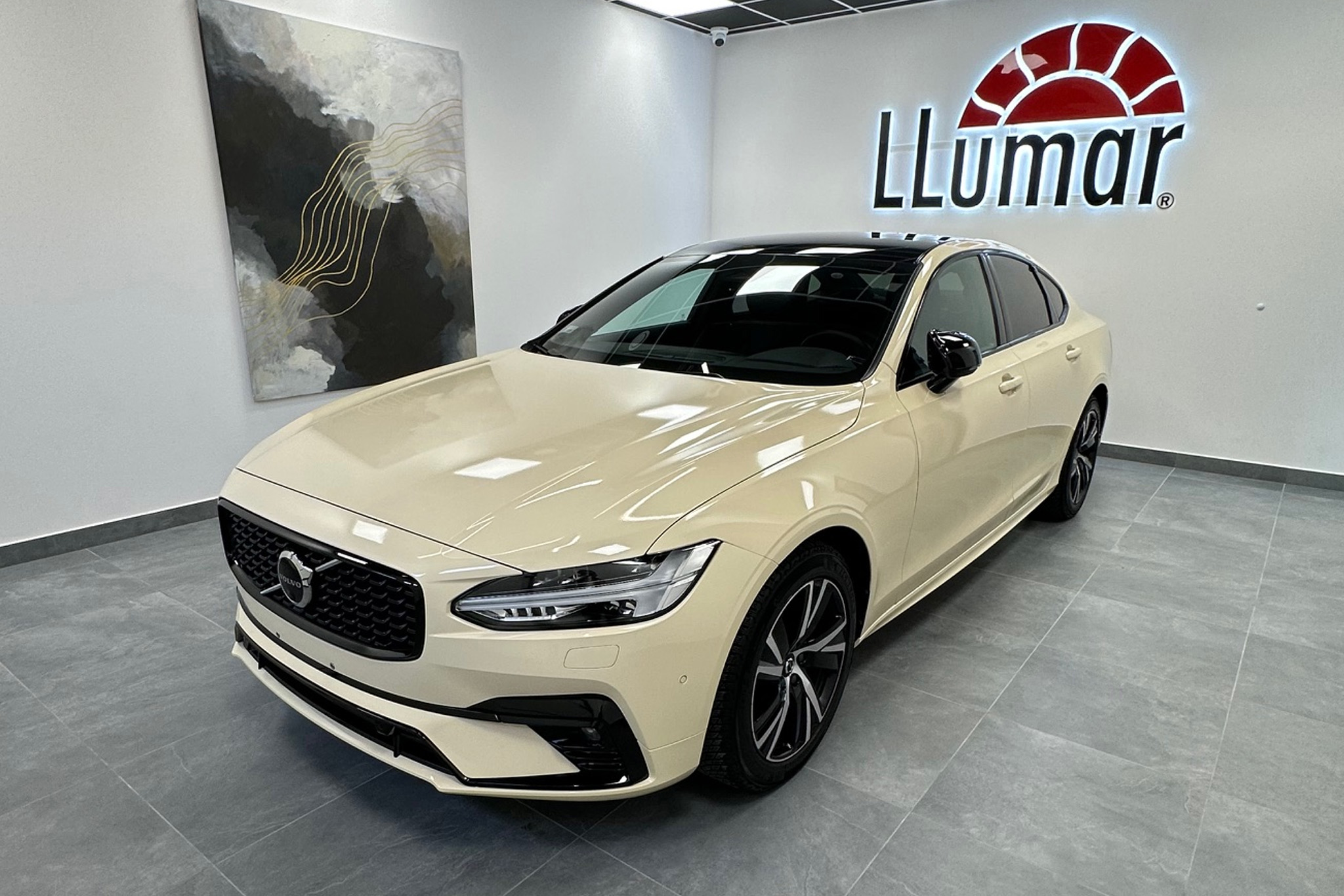 zmiana koloru auta volvo s90