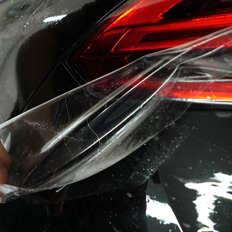 Trendy w branży folii samochodowych i okiennych